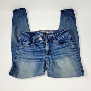 Women's American Eagles Outfitters Jeans